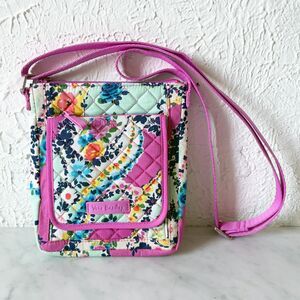 Vera Bradley Mini Hipster Crossbody Bag Wildflower Paisley Quilted Floral Purse